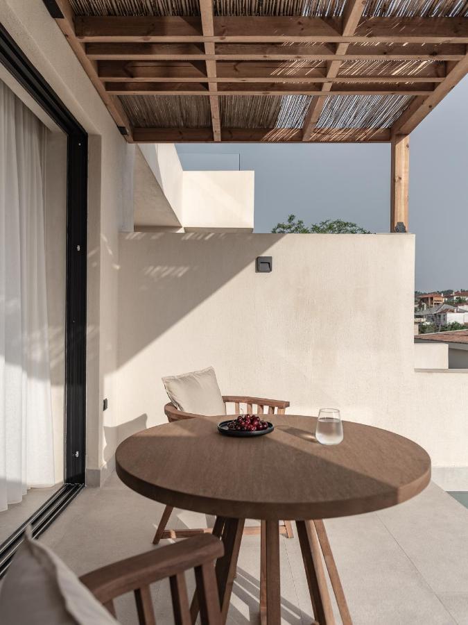 Seven Rocks Aparthotel Palioúrion Exterior foto